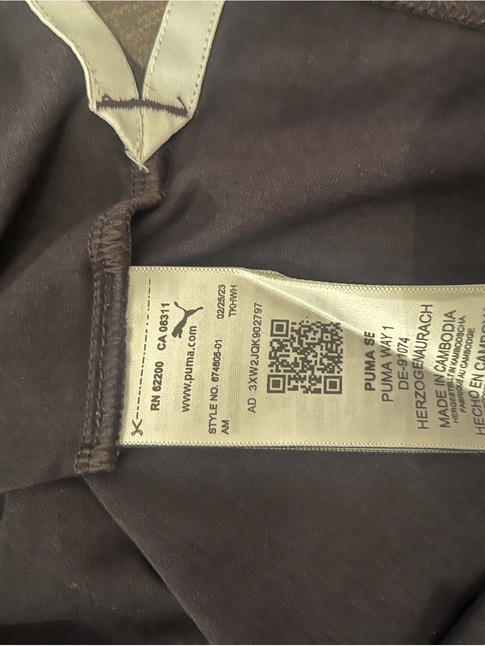 Puma Hoodie Men’s Medium Pullover Sweatshirt Athletic Athleisure - Picture 9 of 9
